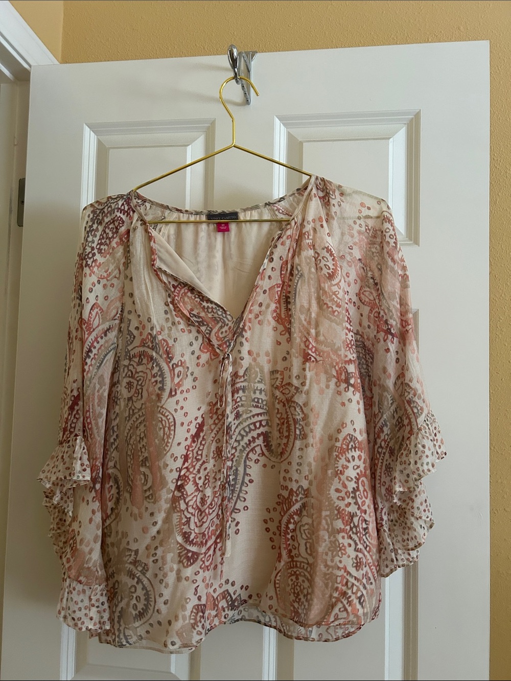 Vince Camuto Cream Paisley V-Neck Blouse with Rust Accents
